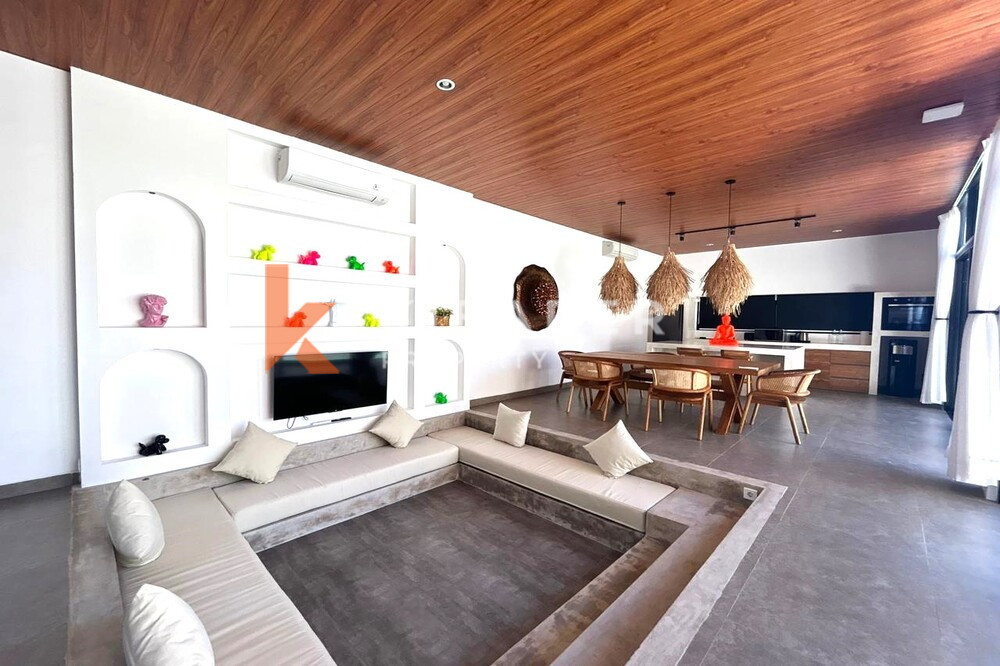 Modern Two-Bedroom Concrete Industrial Style Villa in Pererenan — image 6