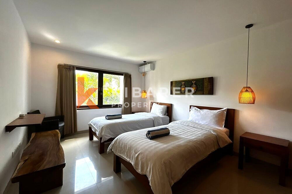 Three Bedroom Villa with best location and walking distance to Canggu Beach — image 15