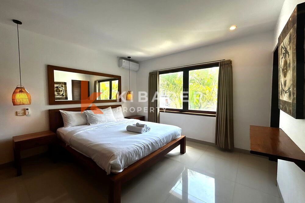 Three Bedroom Villa with best location and walking distance to Canggu Beach — image 17