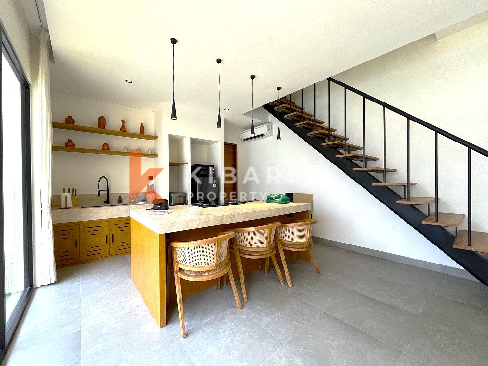 Elegant Two-Bedroom Enclosed Villa in Trendy Pererenan Area — image 11