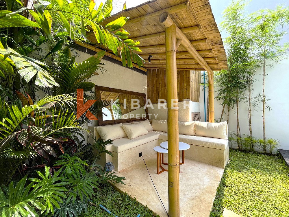 Stylish Two Bedrooms Closed Living Villa in Trendy Pererenan Area — image 3