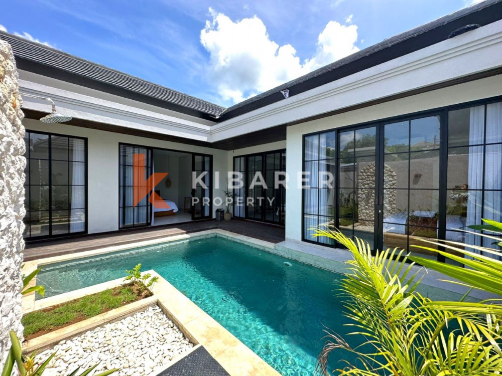 Three Bedrooms Enclosed Living Villa in Jimbaran — image 6