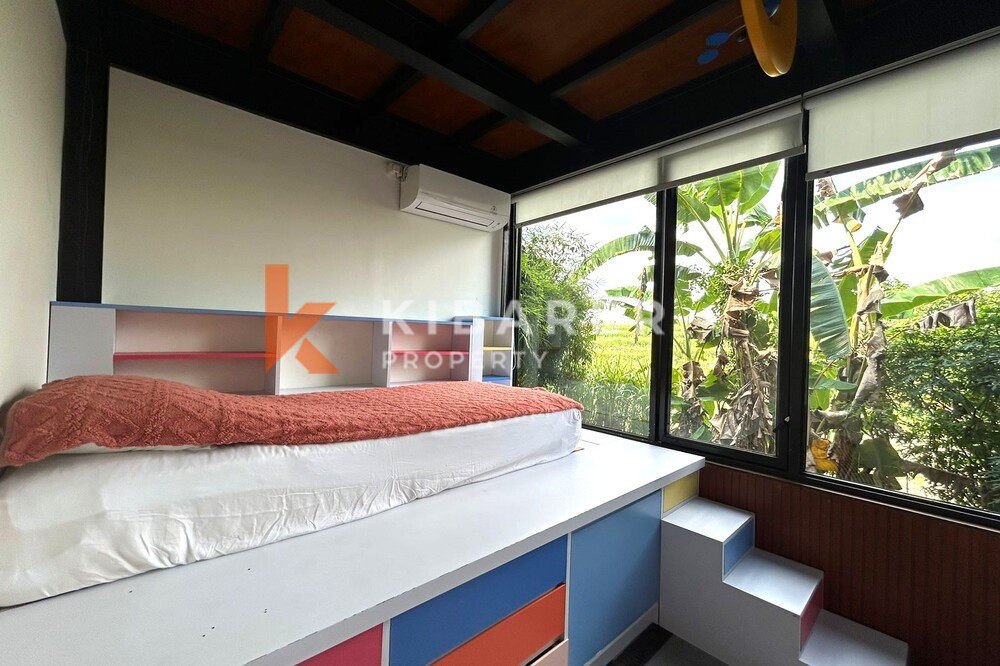 Beautiful Quiet Two-Bedroom Enclosed Living Room Villa in Seseh — image 16