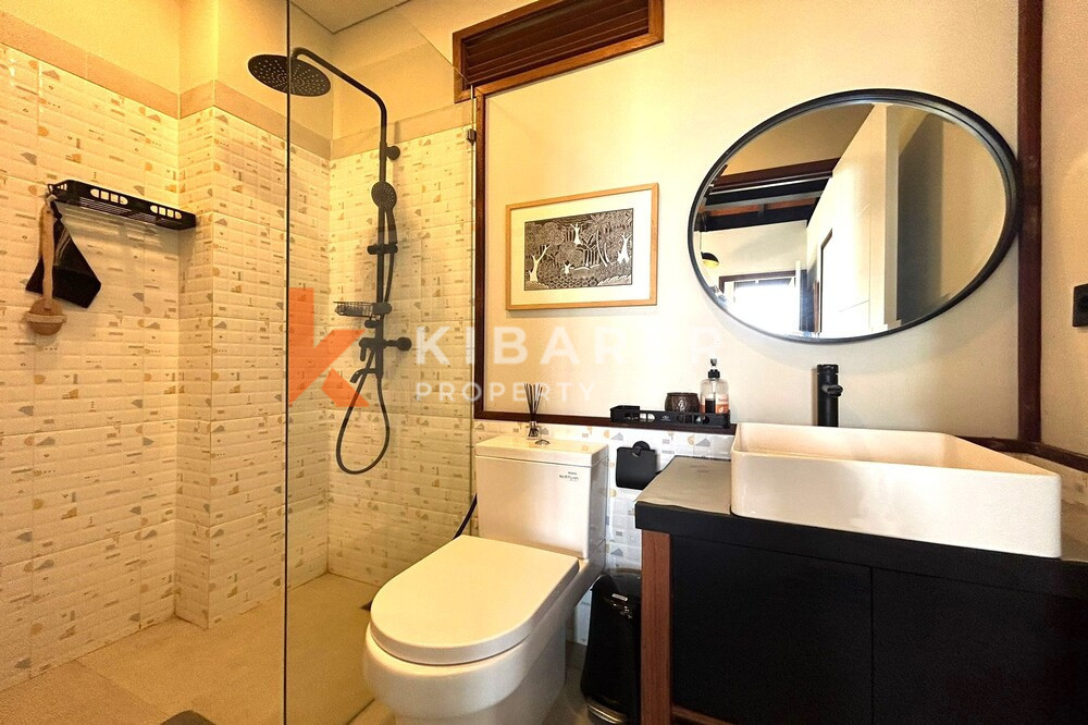 Beautiful Quiet Two-Bedroom Enclosed Living Room Villa in Seseh — image 15