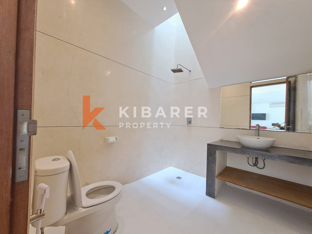 Four-Bedroom Villa with Adjustable Open-Closed Living Room Walking Distance to Beach in Berawa Area — image 17
