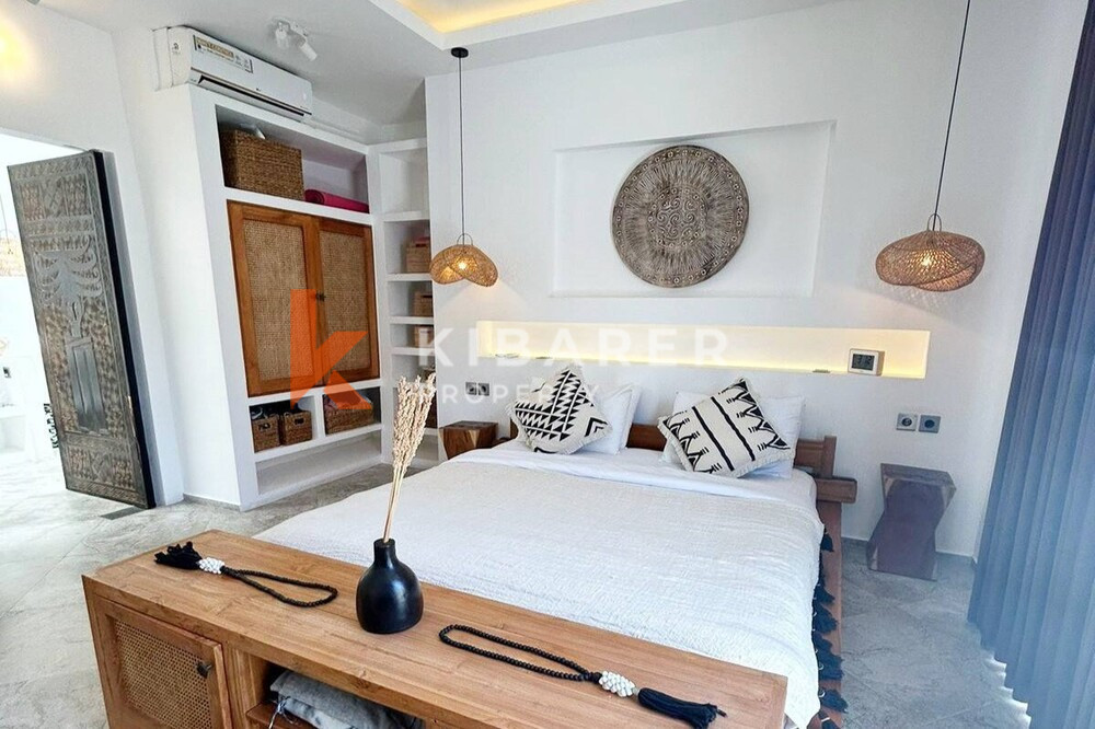 Luxe Three Bedroom Enclosed Living Room Villa Set in Pererenan — image 14
