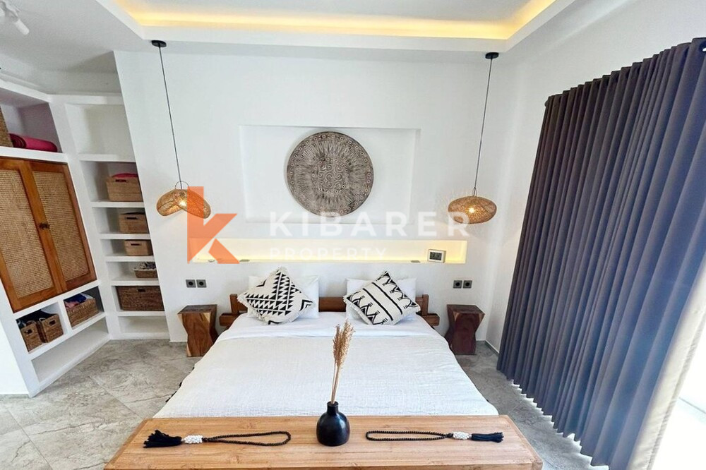 Luxe Three Bedroom Enclosed Living Room Villa Set in Pererenan — image 15