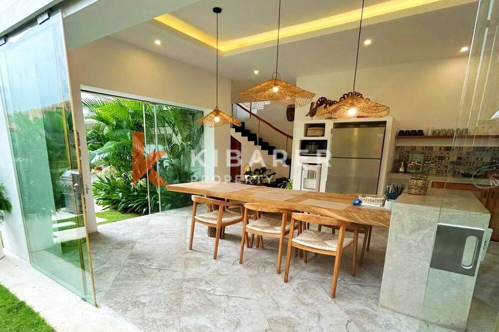 Luxe Three Bedroom Enclosed Living Room Villa Set in Pererenan — image 10