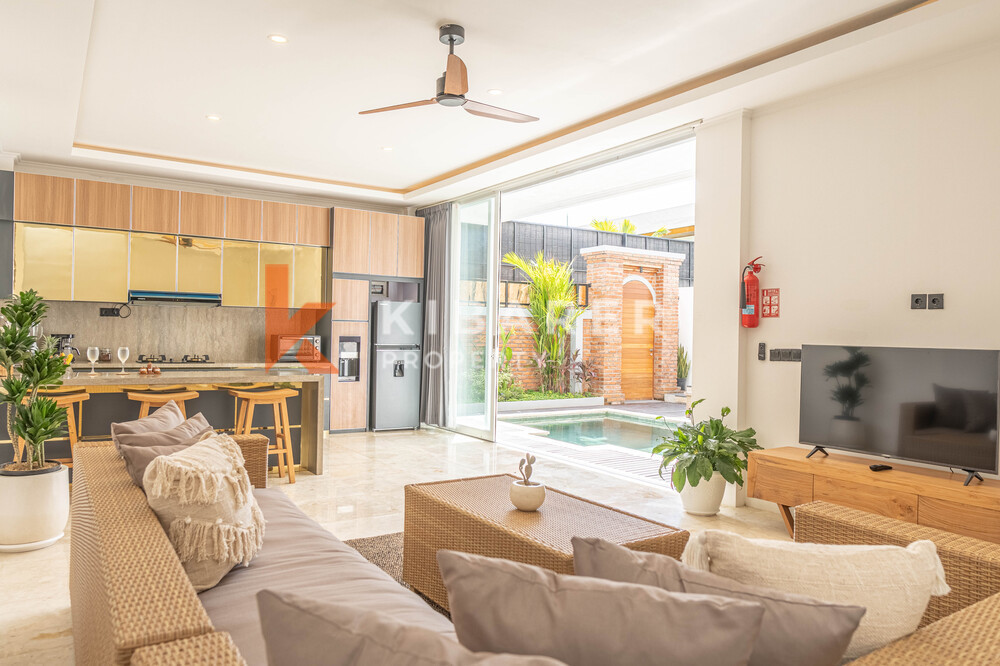 Lovely Three Bedroom Enclosed Living Villa Situated in Tumbak Bayuh — image 11