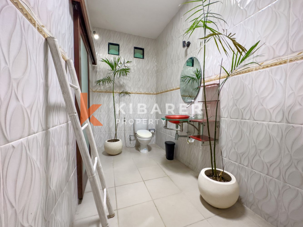Two-Bedroom Villa in Seminyak — image 10