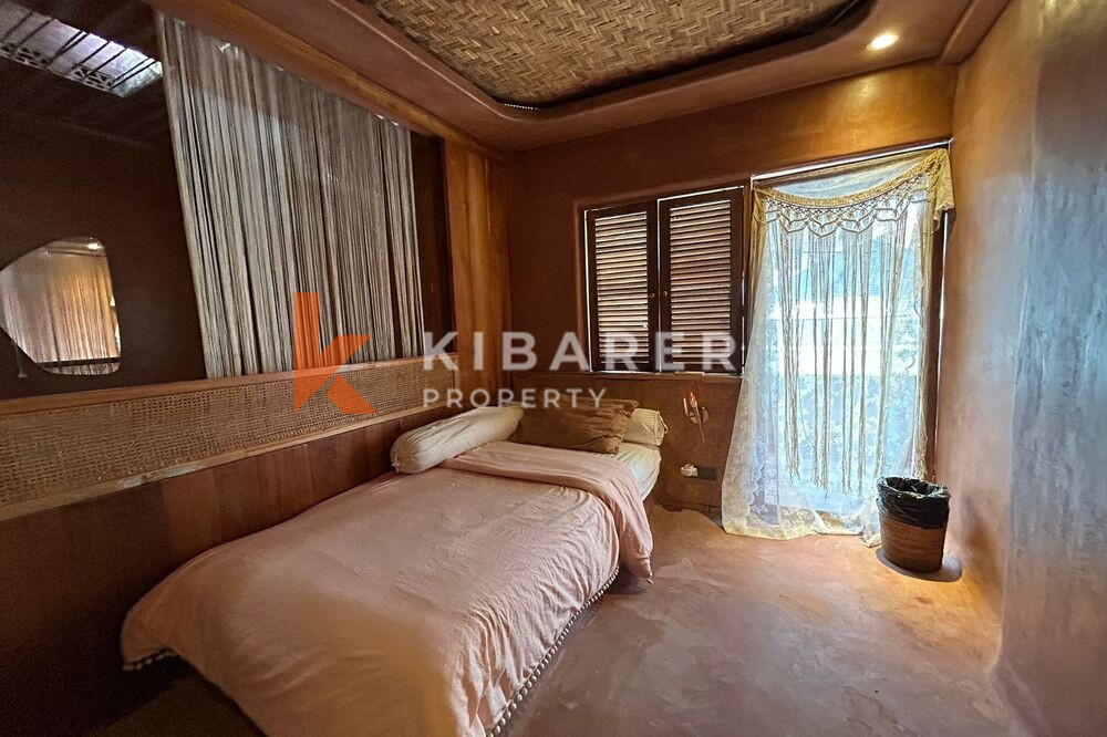 Unique Three-Bedroom Open Living Room Villa Holiday in Canggu — image 16
