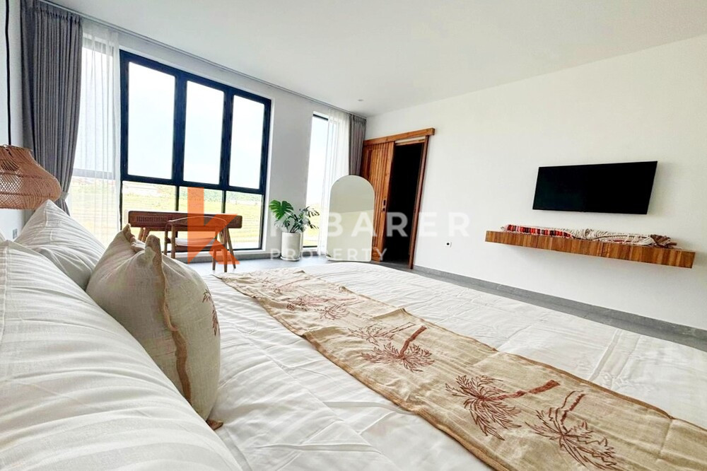 Contemporary Three Bedroom Enclosed Living Villa in Kerobokan — image 7