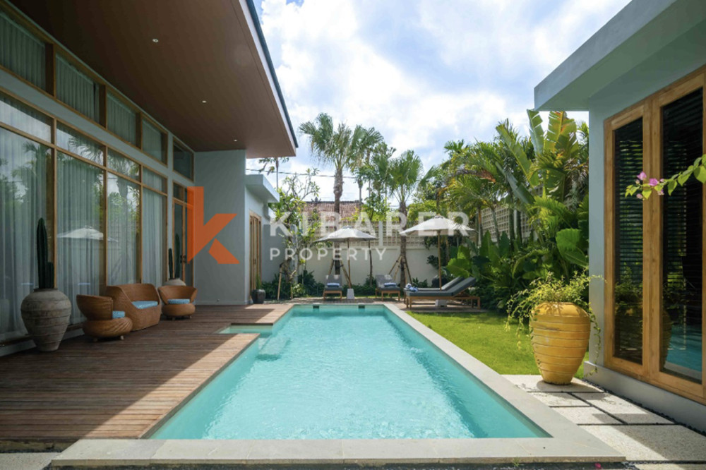 Four Bedroom Enclosed Living Villa Set in The Heart of Umalas — image 3