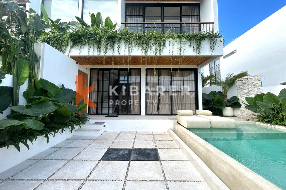 Modern Two Bedroom Townhouse Villa in Pererenan — image 3