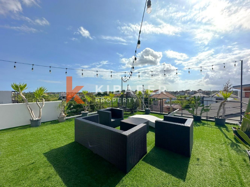 Three-Bedroom Enclosed Villa with Roof in Berawa — image 11