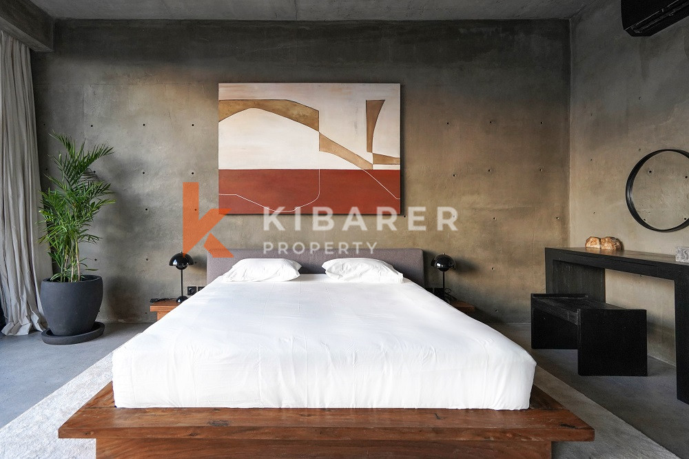 Luxury High Quality Design Three-Bedroom Enclosed Living Room Villa in the Edge of Canggu — image 14