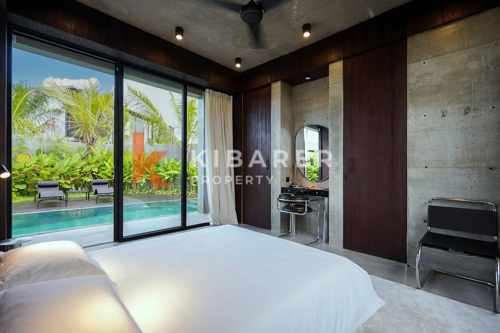 Tropical Concrete One-Bedroom Studio Enclosed Living Room Villa in Premium Area the Edge of Canggu — image 9
