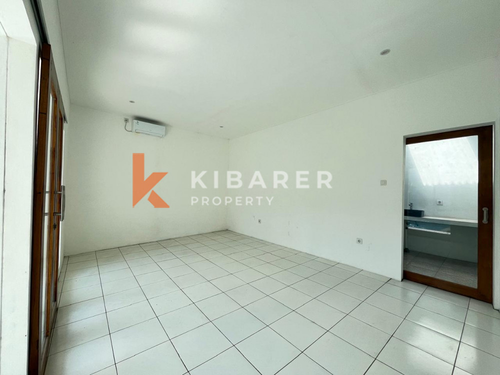 Brand new villa two bedrooms open living room in pererenan area — image 5