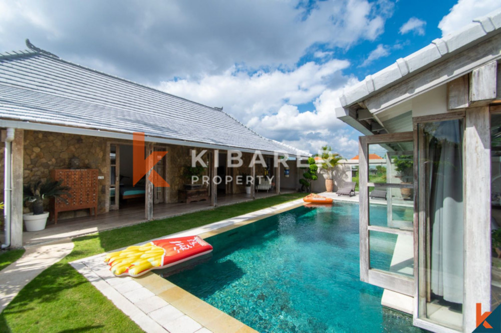 Four Bedroom Enclosed Living Villa in Kerobokan