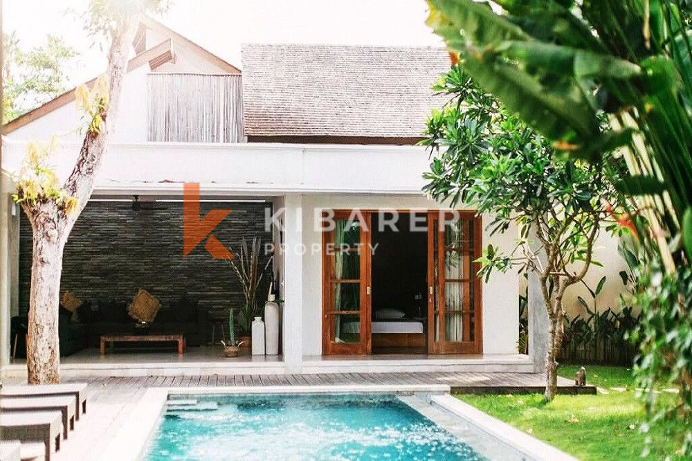 Beautiful Five-Bedroom Enclosed Living Room Villa Located in the Tranquility of Umalas — image 7