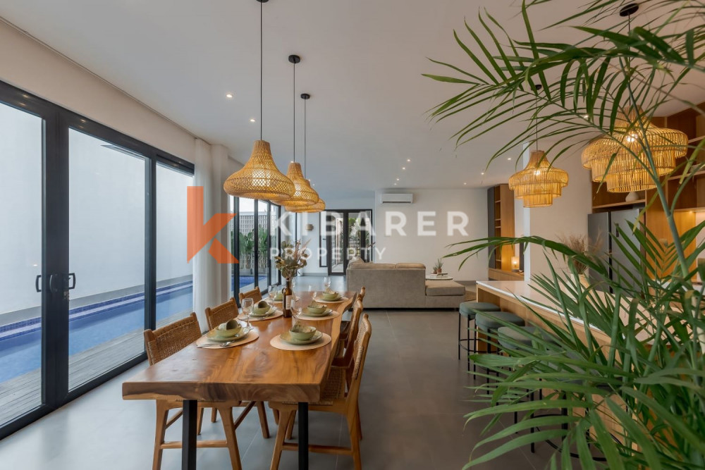 Four Bedroom Enclosed Living Villa in Canggu — image 10