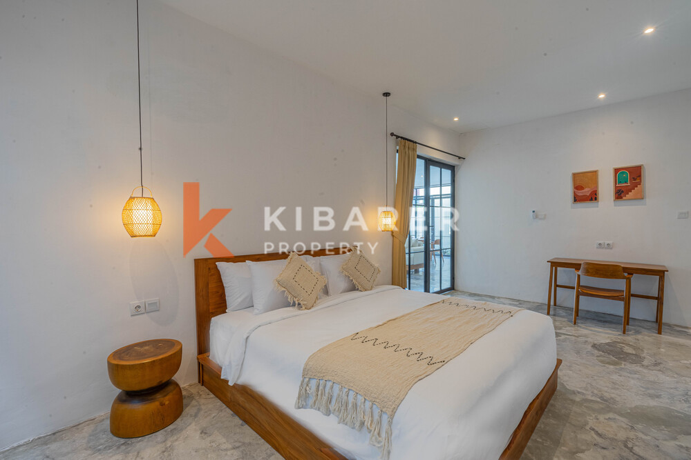 Captivating Three Bedroom Enclosed Living Tropical Villa in Canggu — image 13