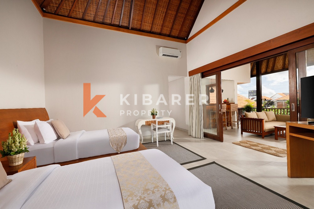 Luxury Rustic Charm Six-Bedroom Enclosed Living Room Villa Situated in Canggu — image 15