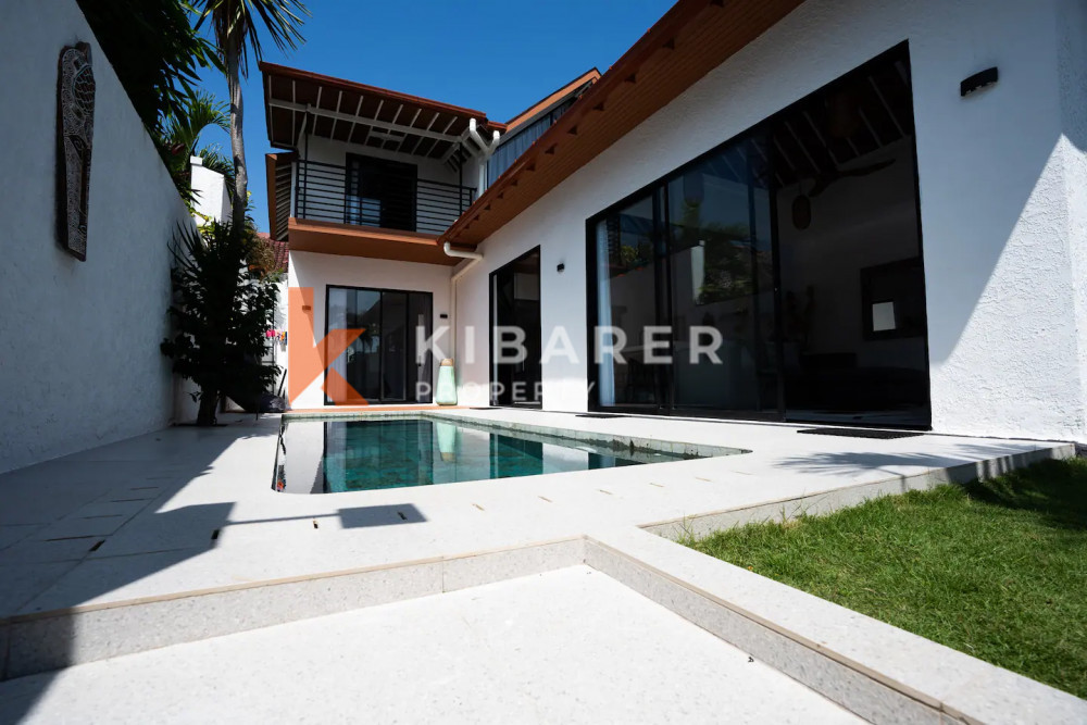 Three-Bedroom Villa with Enclosed Living Area in Balangan