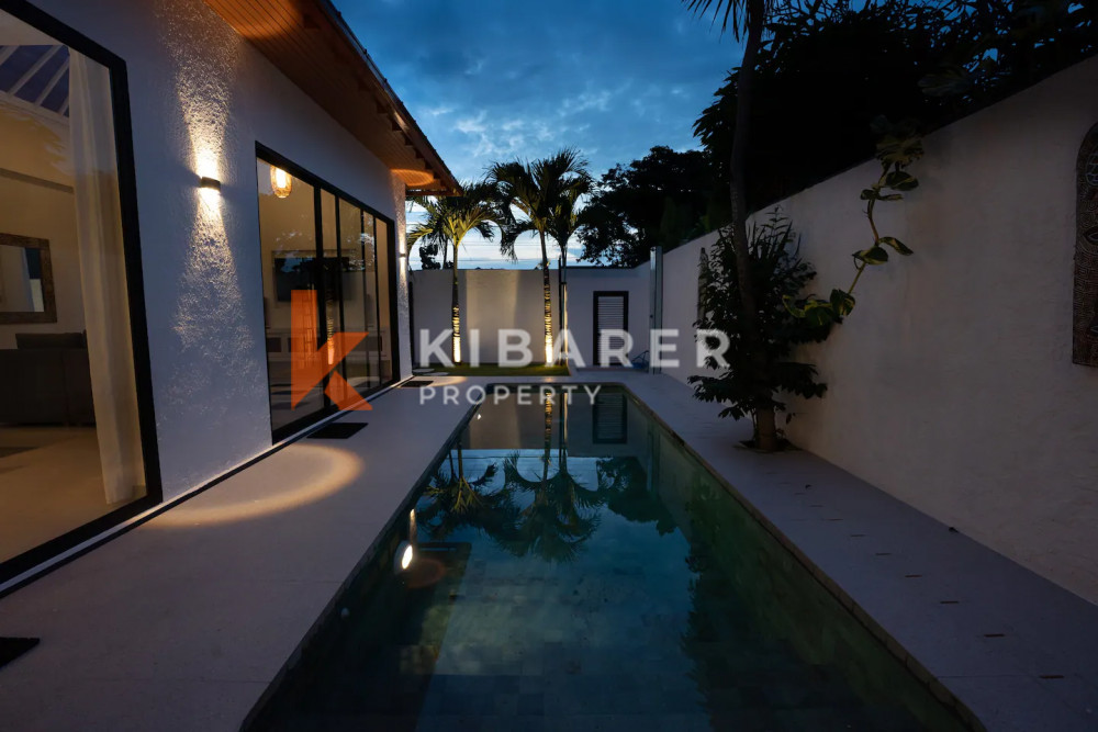 Three-bedroom With Enclosed Living Villa in Balangan — image 2