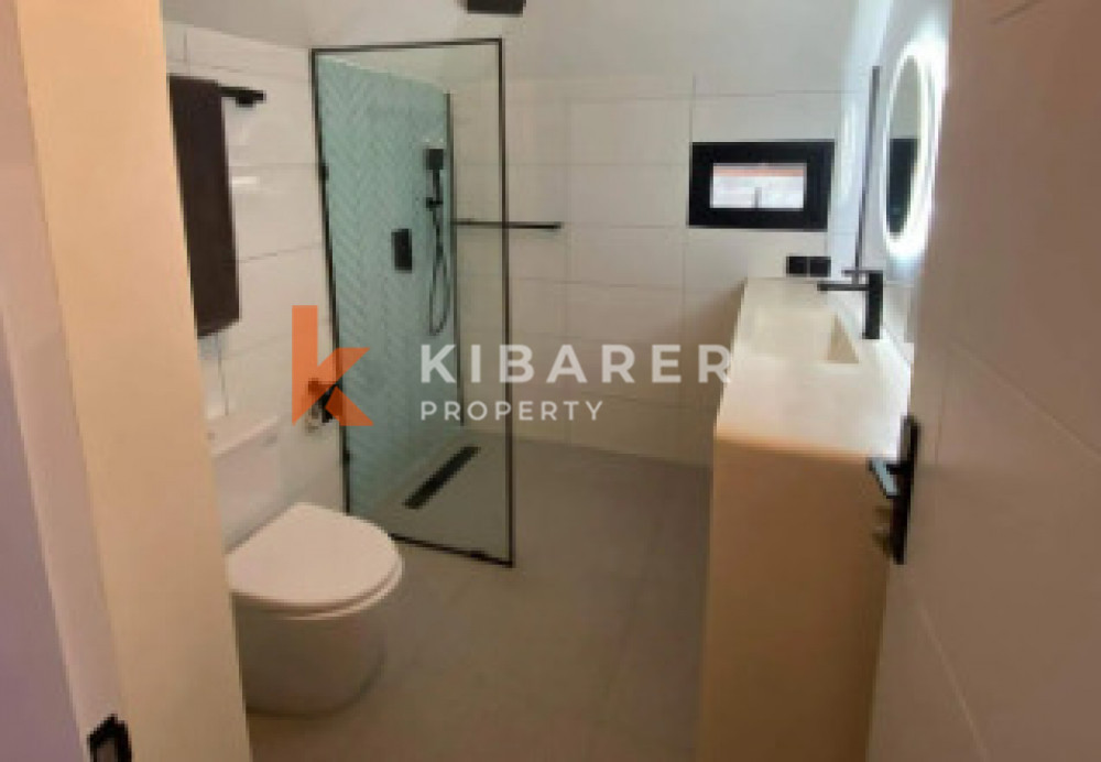 Three-Bedroom Villa with Enclosed Living Area in Balangan — image 17
