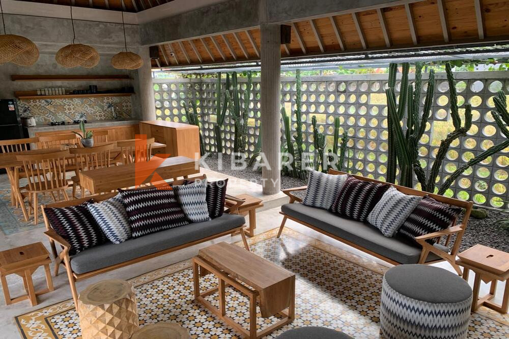 Charming Three-Bedroom Industrial Open Living Room Villa in Canggu — image 17