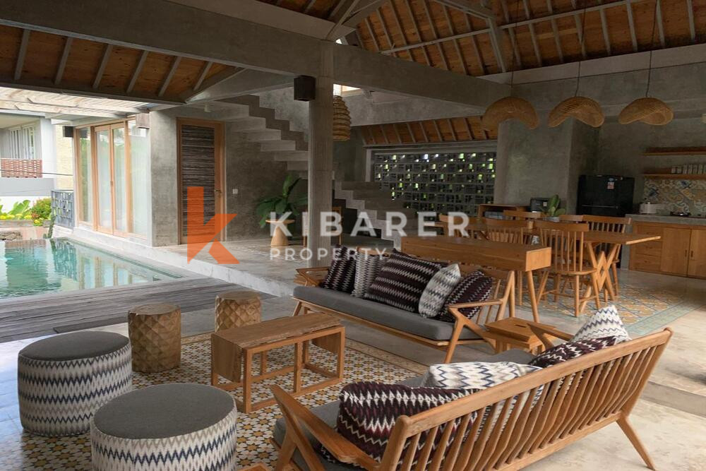 Charming Three-Bedroom Industrial Open Living Room Villa in Canggu — image 18