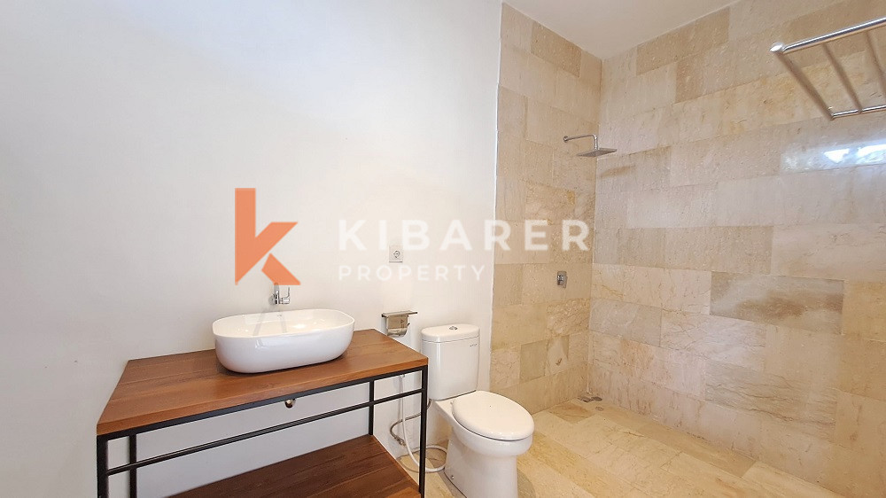 Two-Bedroom Villa Quite and Surrounding with Ricefields Located in Cemagi Area — image 13