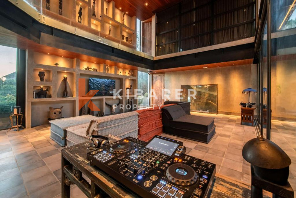 Luxury Five-Bedroom Villa in Berawa — image 7