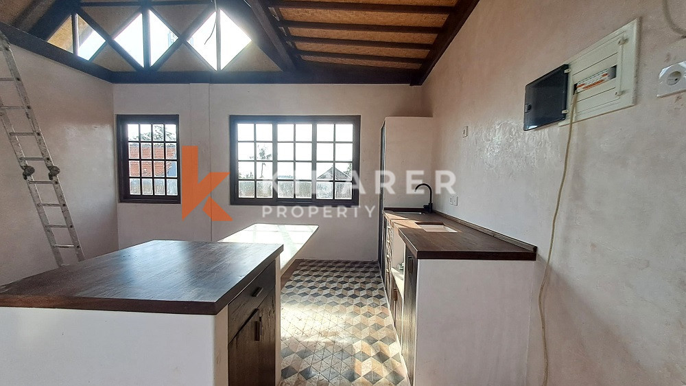 Charming Fully Equipped One-Bedroom Apartment Enclosed Living Room Located in Pererenan Area — image 4