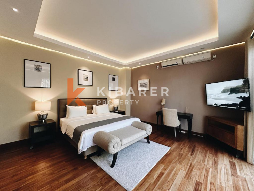 Two-Bedroom Villa with Enclosed Living Room in New Kuta Golf — image 7