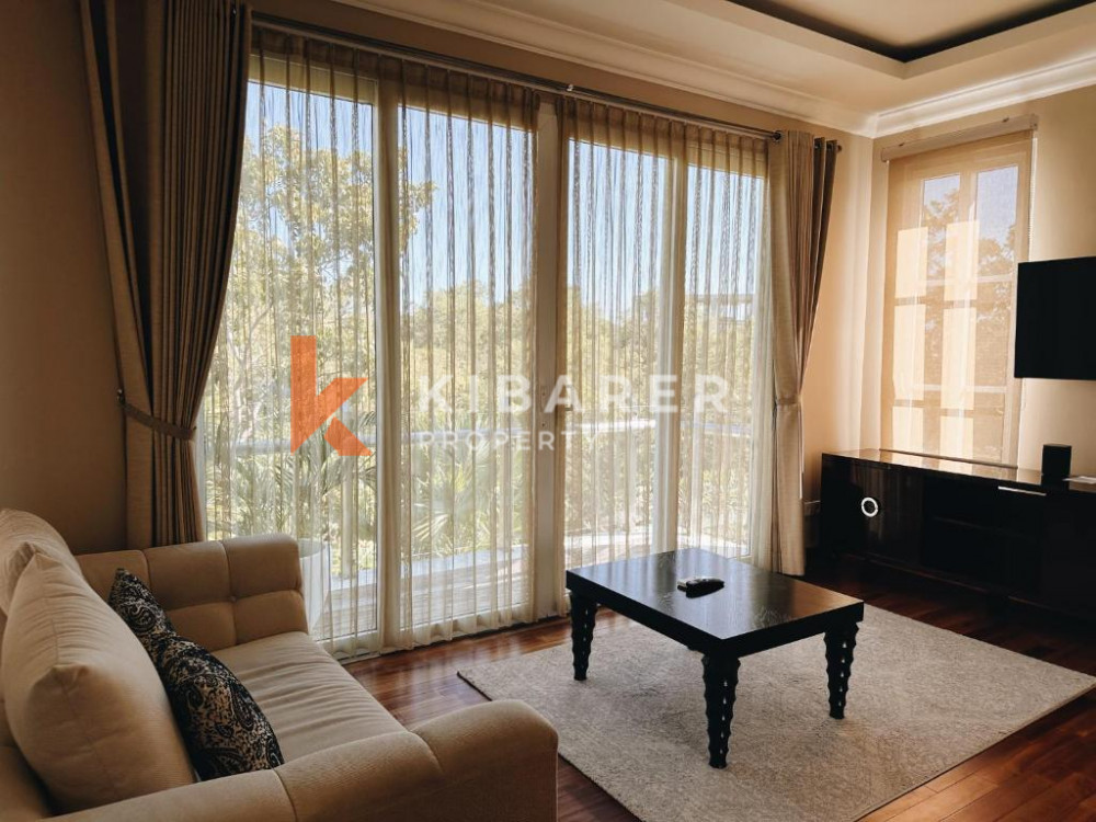 Two-Bedroom Villa with Enclosed Living Room in New Kuta Golf — image 3