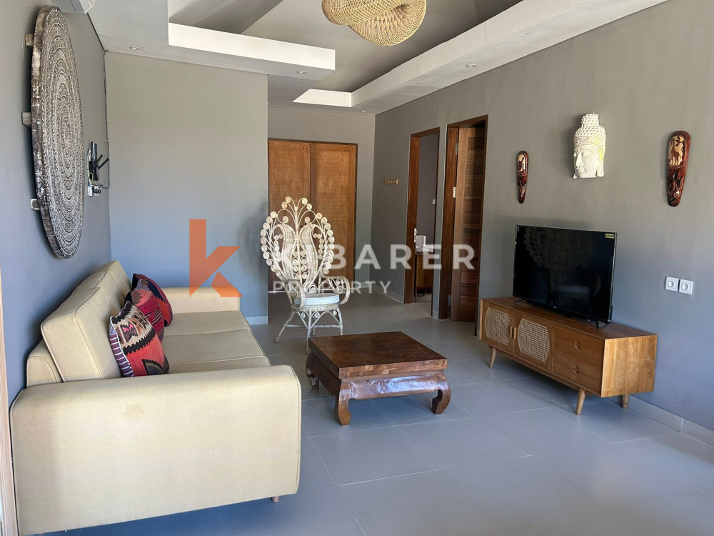 Two-Bedroom Villa with Enclosed Living Area in Melasti — image 3