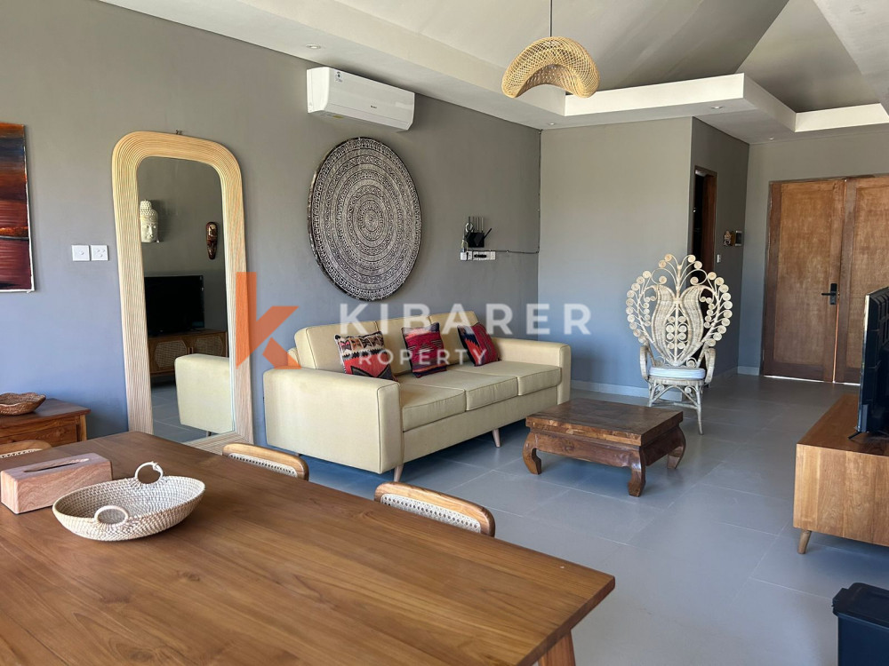 Two-Bedroom Villa with Enclosed Living Area in Melasti — image 5
