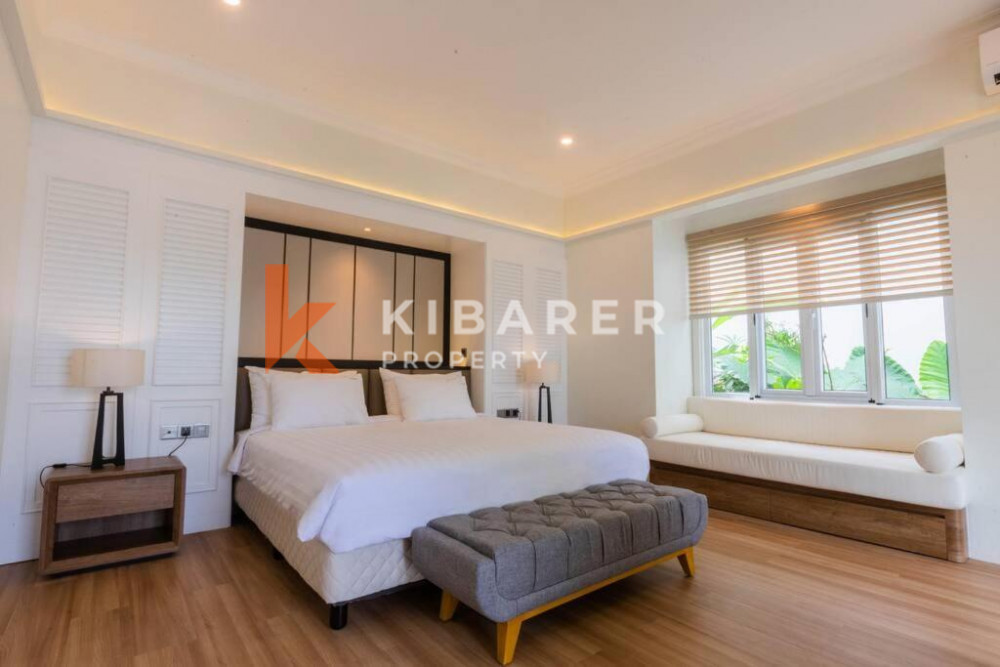 Five-bedroom Villa in New Kuta Golf — image 18