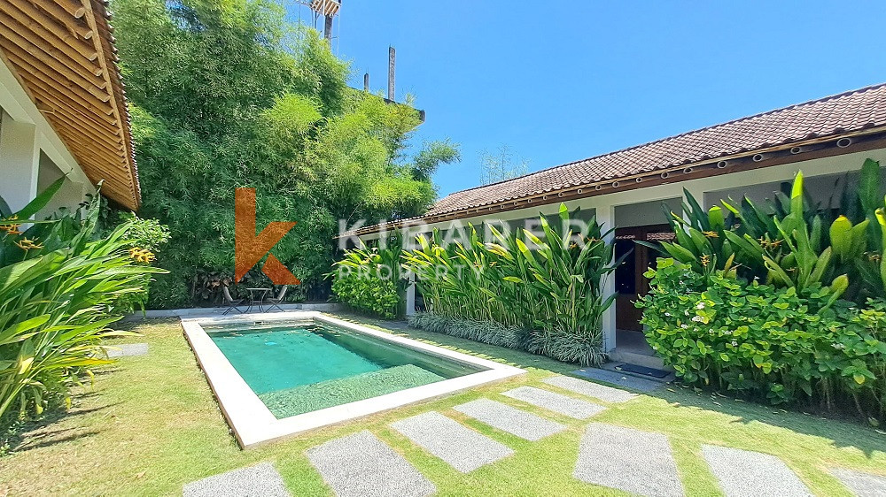 Spacious Fully Furnished Three Bedroom Villa with Open Living Room Located in the Edge of Canggu — image 2