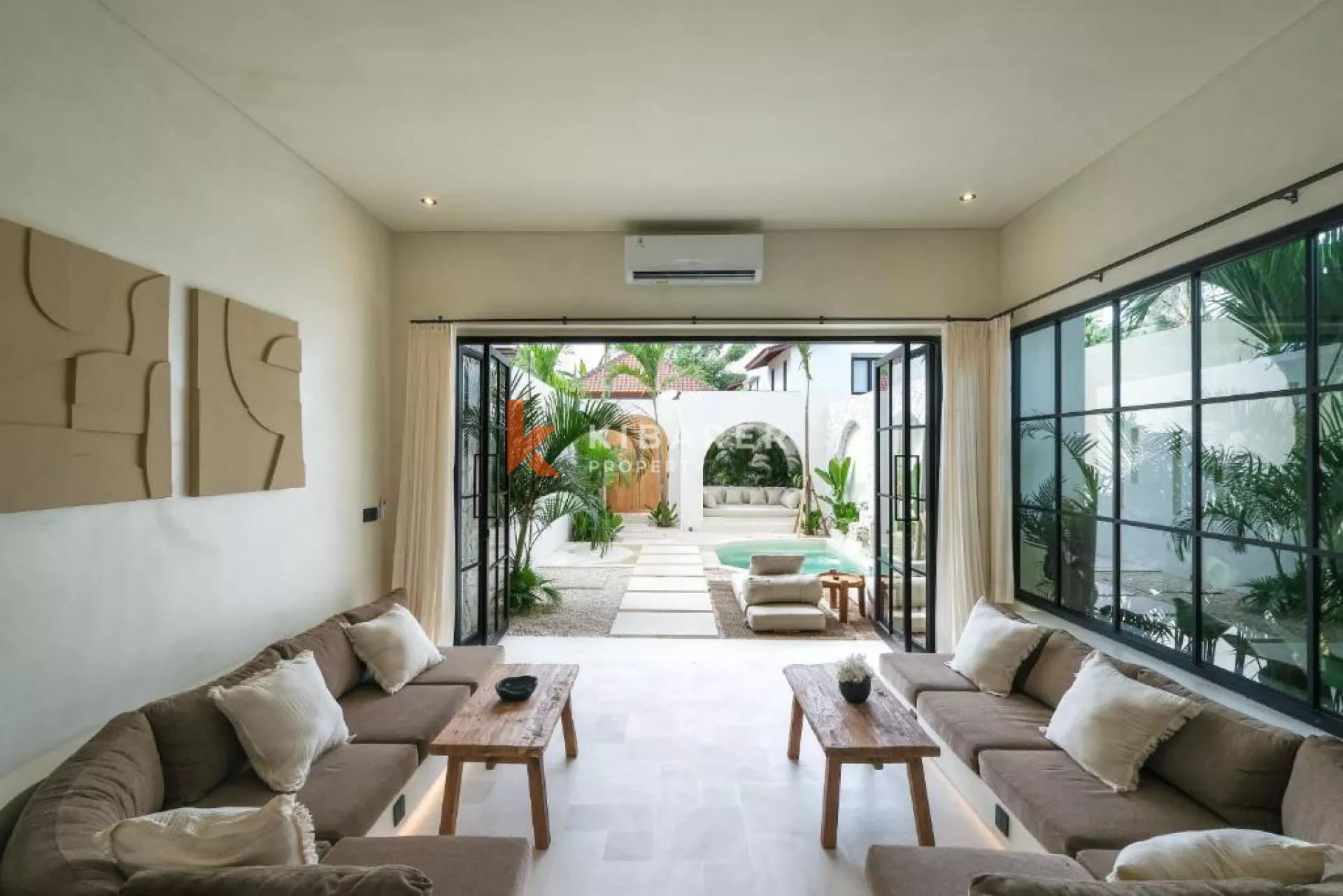 Mediterranean Villa with Two Bedrooms in Pererenan — image 7
