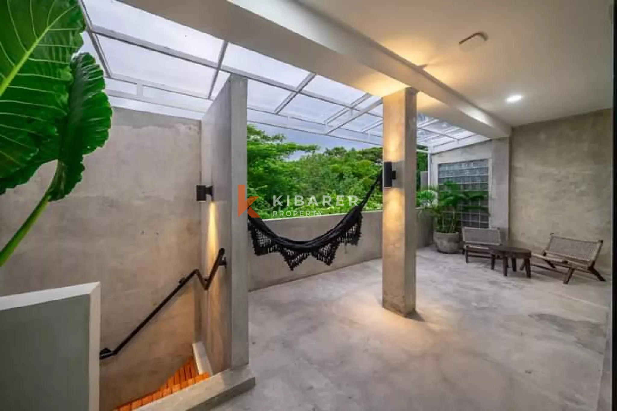 two-Bedroom Industrial-Style Villa with Enclosed Living in Berawa — image 13