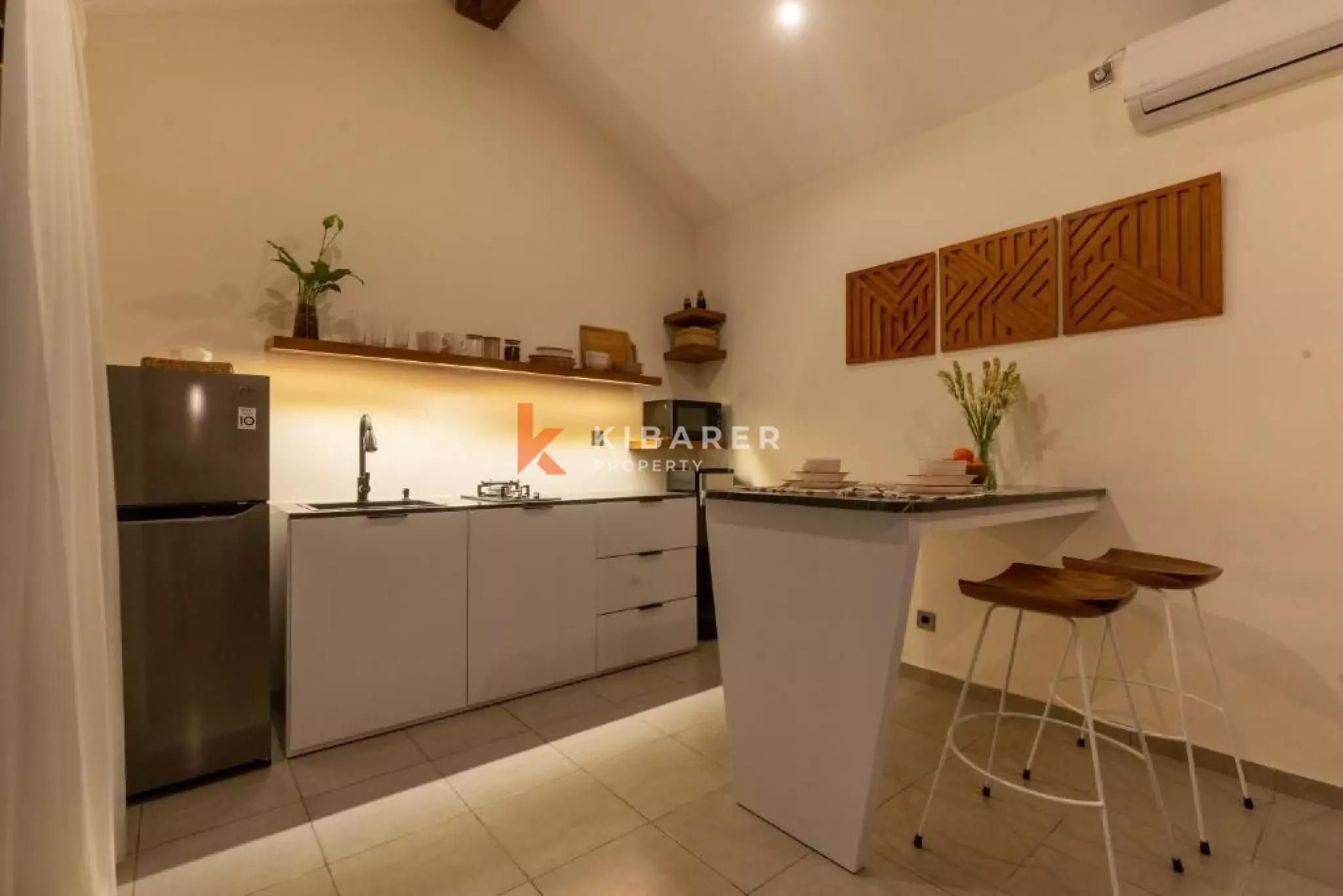 Modern Two Bedroom Villa in Munggu — image 16
