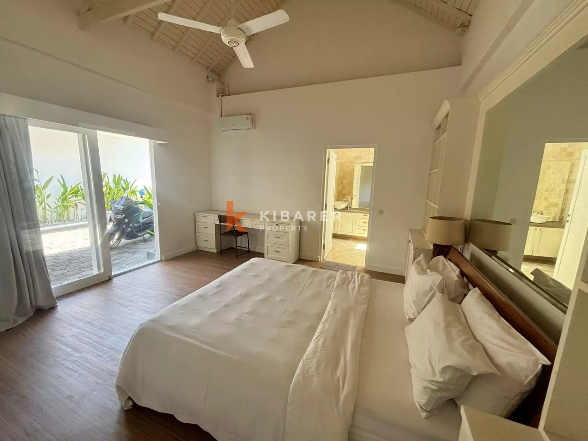 Four Bedroom Villa Perfect for Family Living in Berawa — image 11
