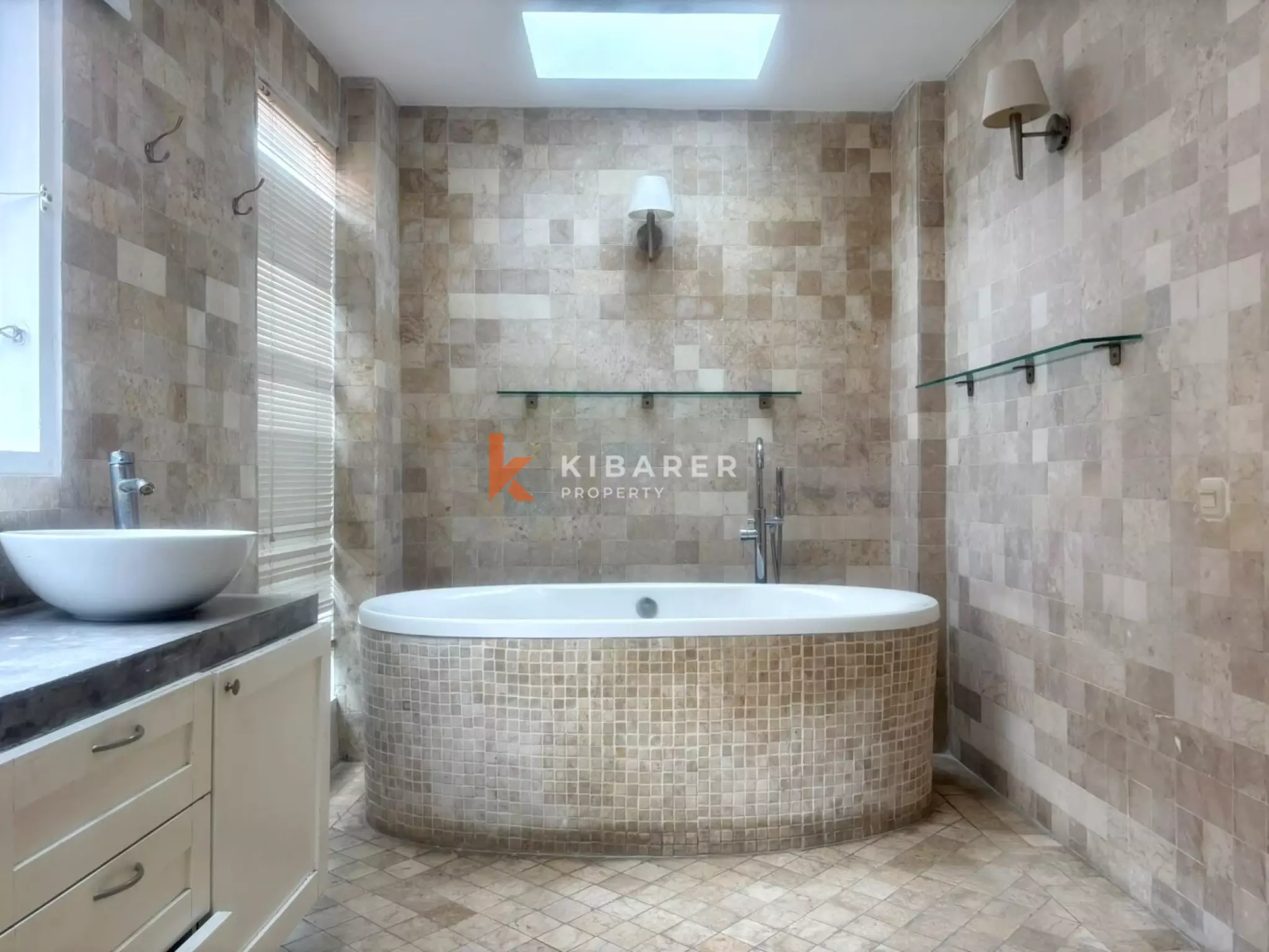Four Bedroom Villa Perfect for Family Living in Berawa — image 9