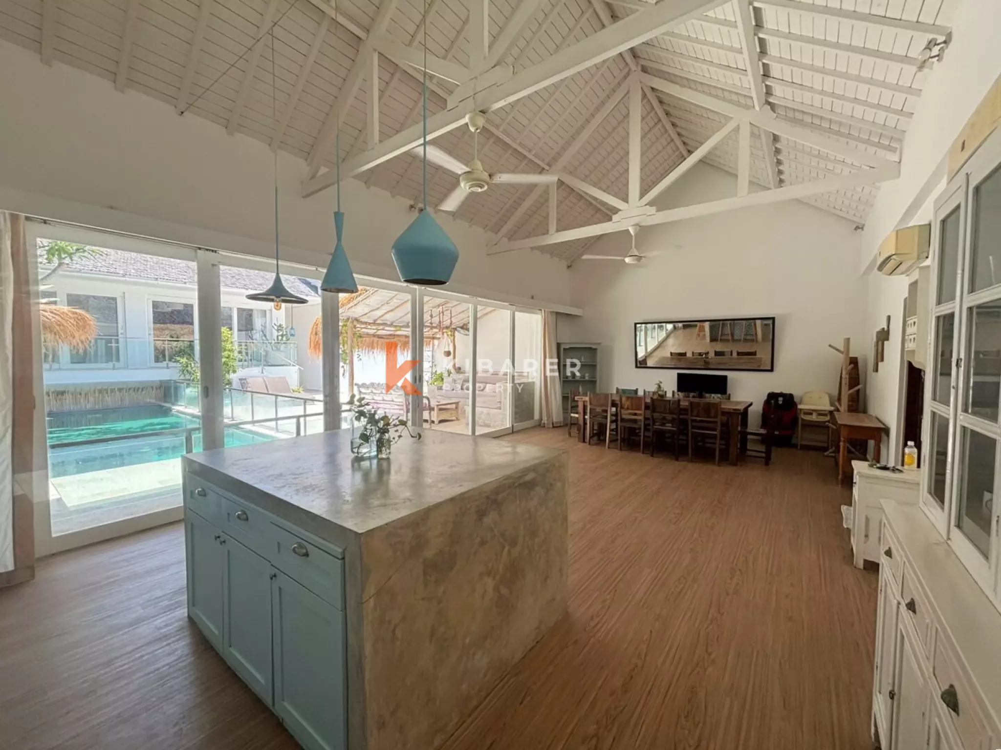 Perfect Four-Bedroom Villa for Family Living in Berawa — image 4