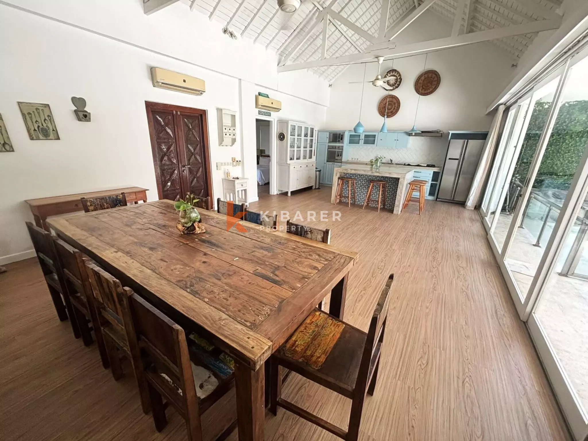 Four Bedroom Villa Perfect for Family Living in Berawa — image 5