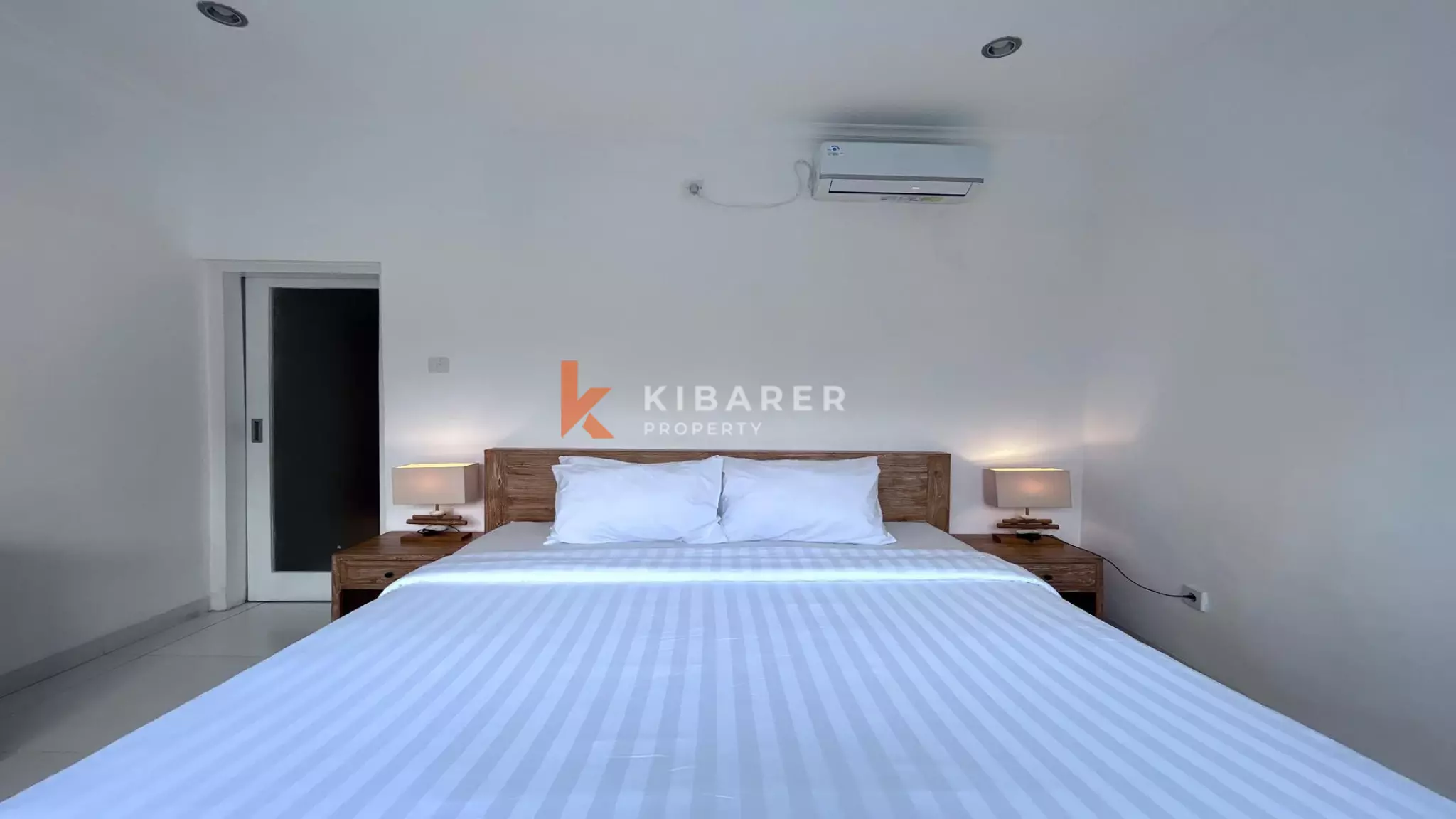 Charming Three-Bedroom Villa with Open Living Concept in Prime Berawa Location — image 14