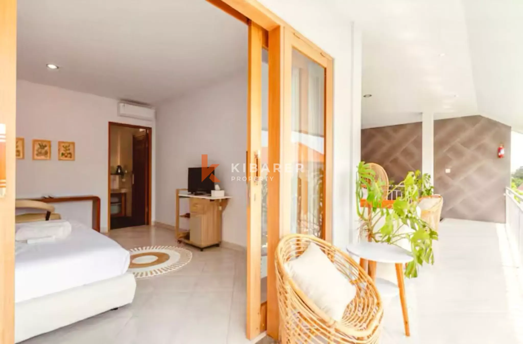 Three Bedroom Villa with Garden in Canggu Area — image 10